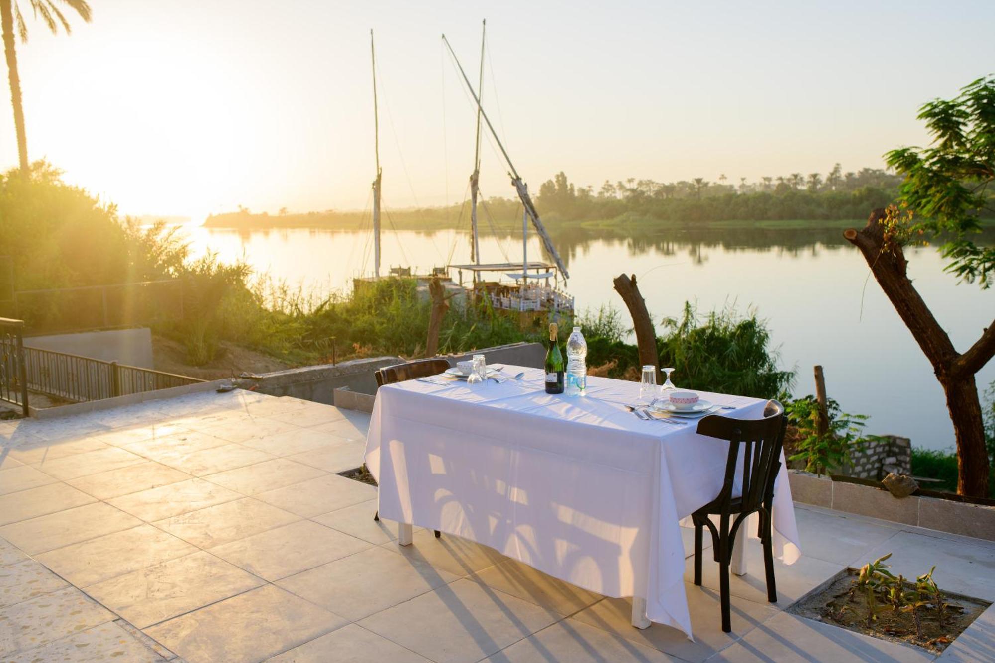 Eyaru Palace Nile View Luxor Exteriér fotografie
